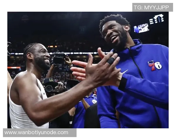 比尔西蒙斯盛赞埃奇库姆与马克西是76人未来希望前者如同05年韦德 比尔西蒙斯盛赞埃奇库姆与马克西是76人未来希望前者如同05年韦德